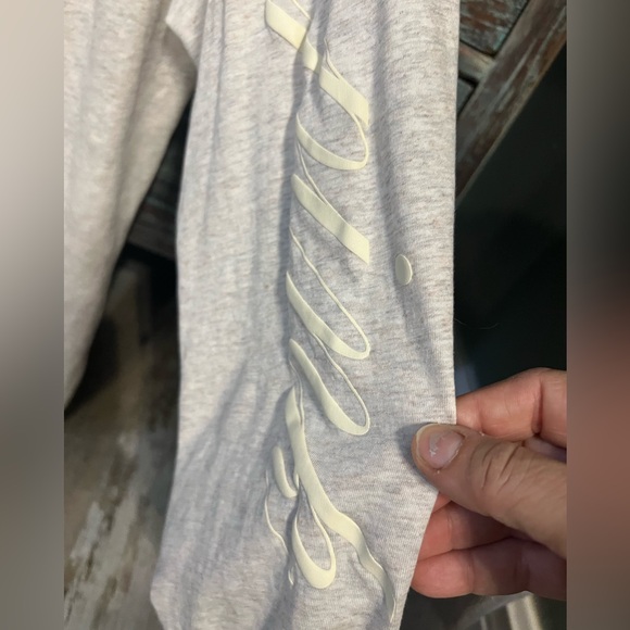 VSPINK 💗L/S Logo Campus Tee(M)Oatmeal & VSPINK💗Cozy Fleece Leggings(M)Cocoa-SET! - Picture 11 of 15